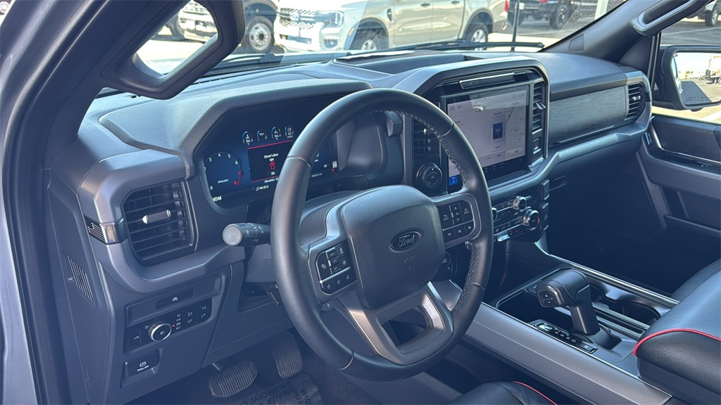 2025 Ford F-150 XLT photo 20