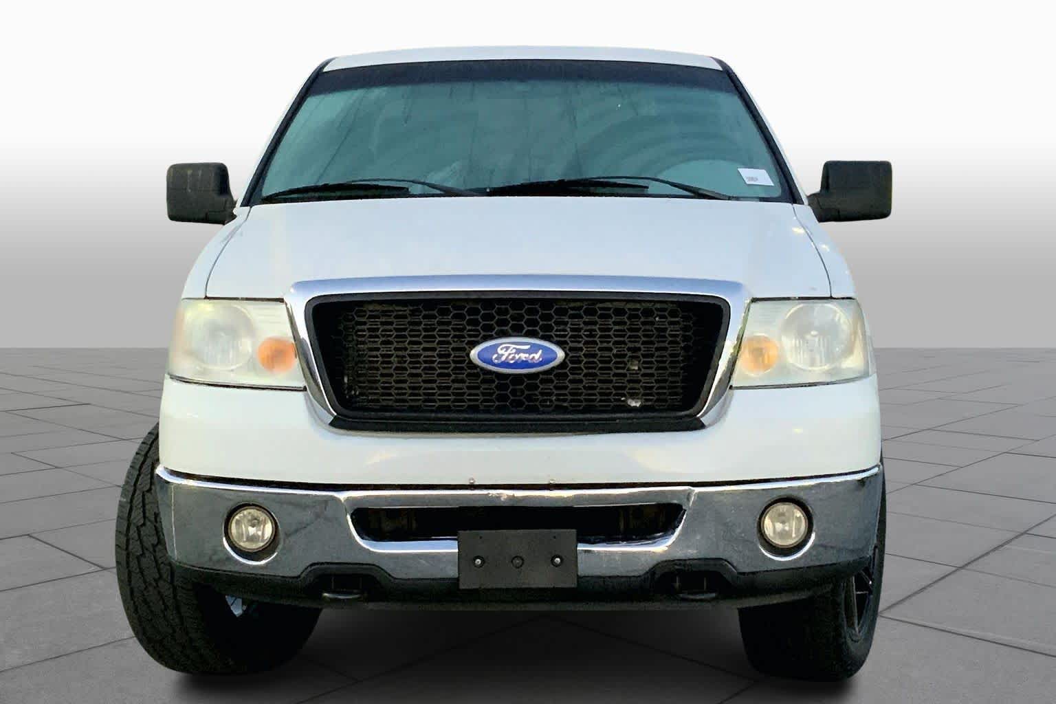 2008 Ford F-150 XLT photo 3