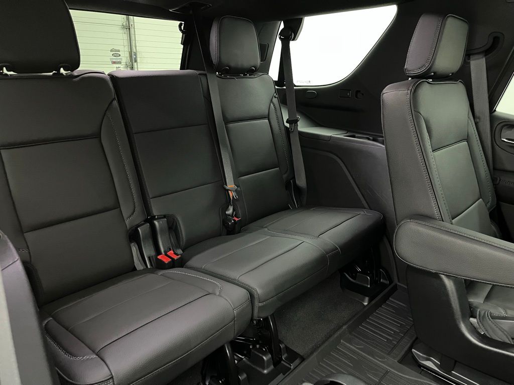 2023 Gmc Yukon Denali photo 44