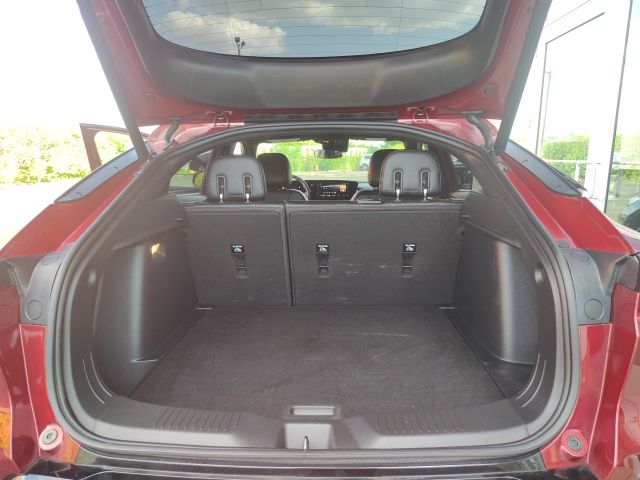 2024 Buick Envista ST photo 24