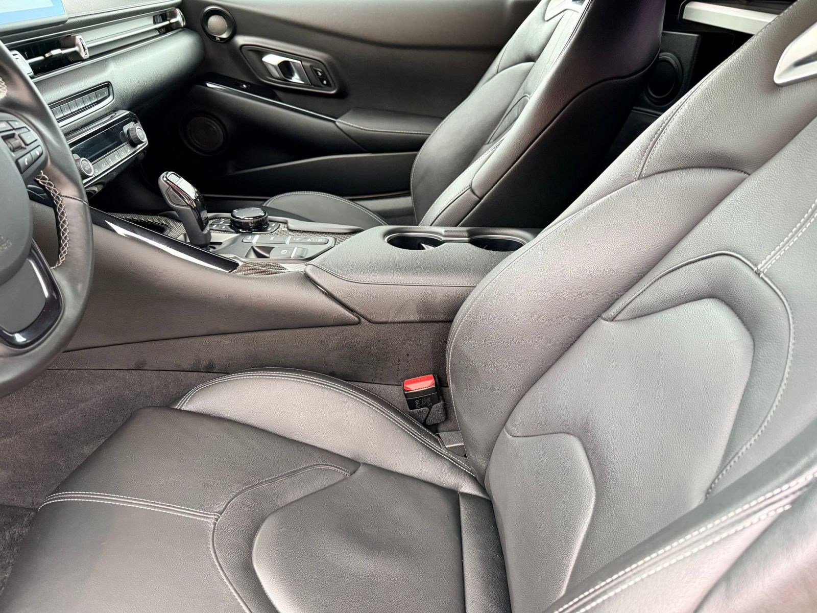 2021 Toyota Supra 3.0 Premium photo 4