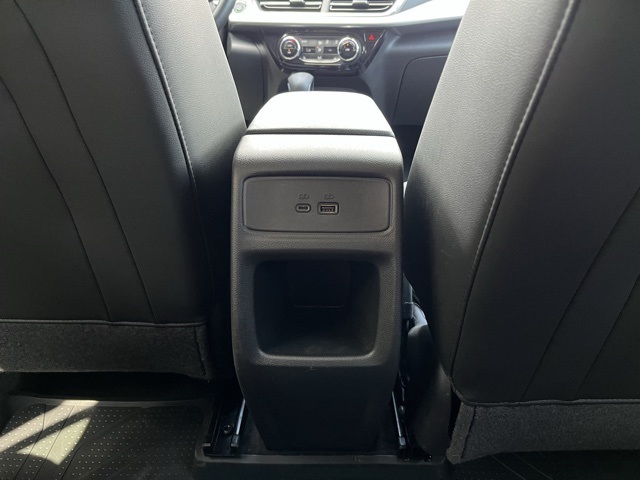 2024 Chevrolet Trax LT photo 19