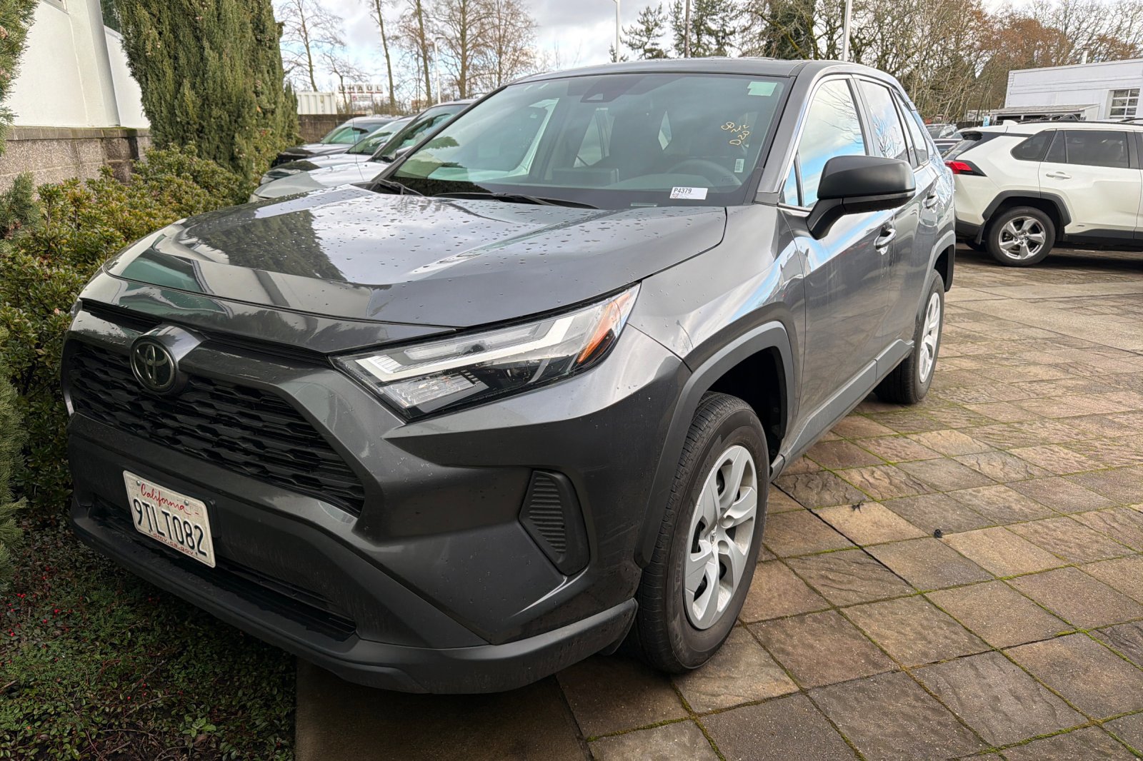 Used 2025 Toyota RAV4 LE with VIN 2T3F1RFV3SC525519 for sale in Kansas City