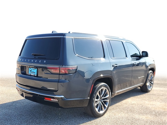 2023 Jeep Wagoneer Series III photo 5