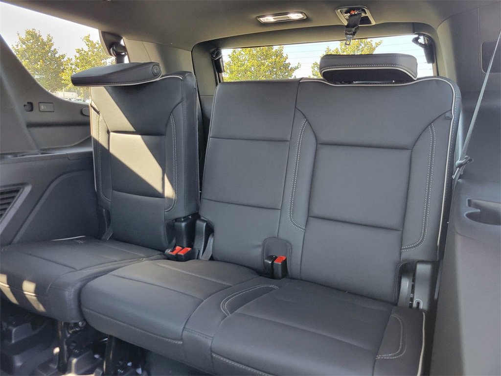 2025 Chevrolet Tahoe Premier photo 7