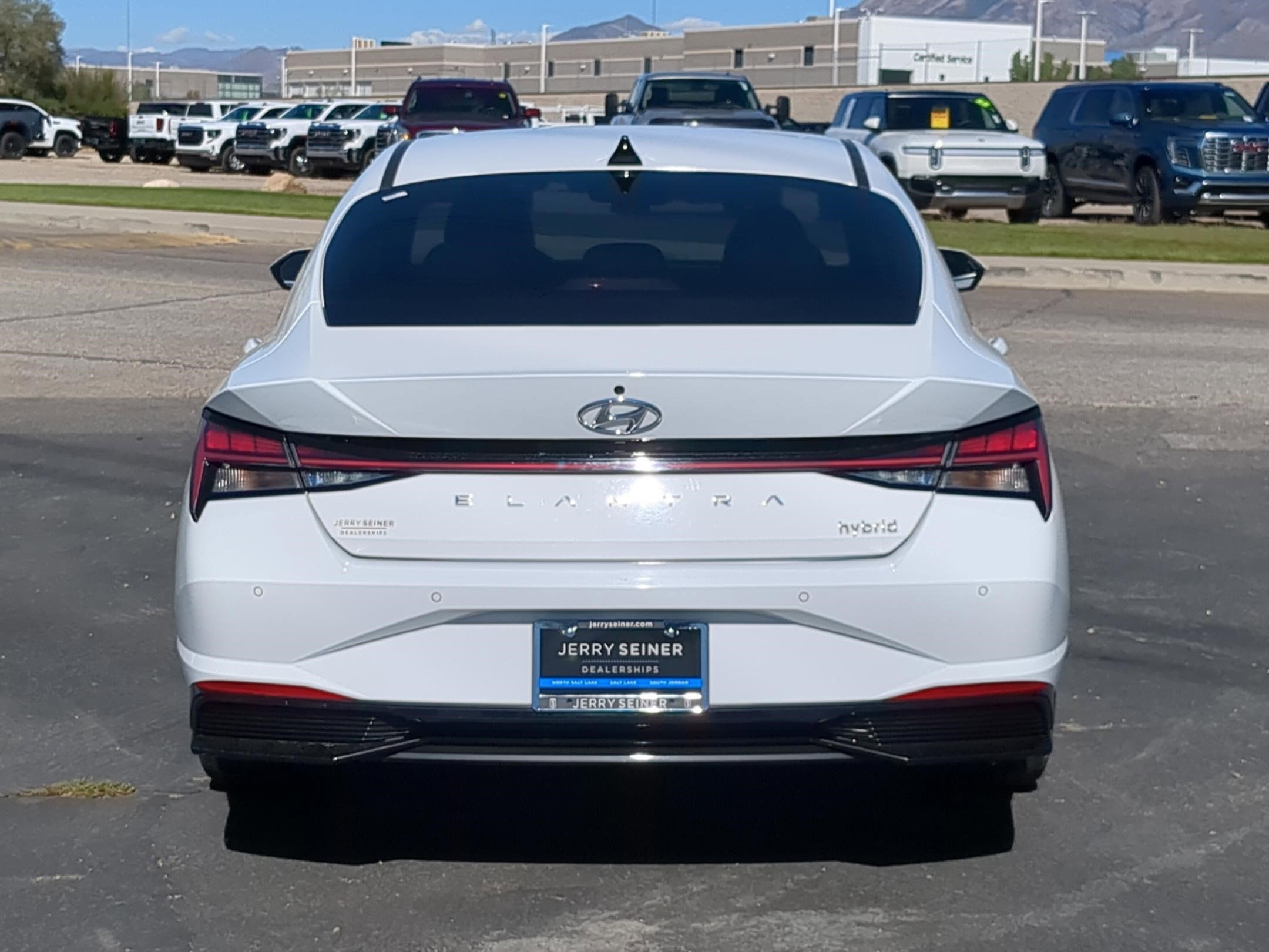 2022 Hyundai Elantra Hybrid Limited photo 4