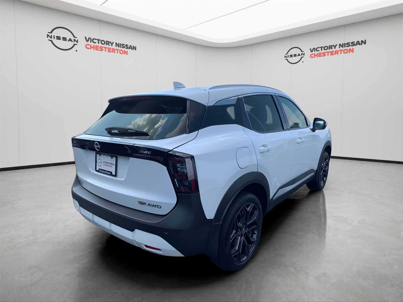 2025 Nissan Kicks SR photo 5