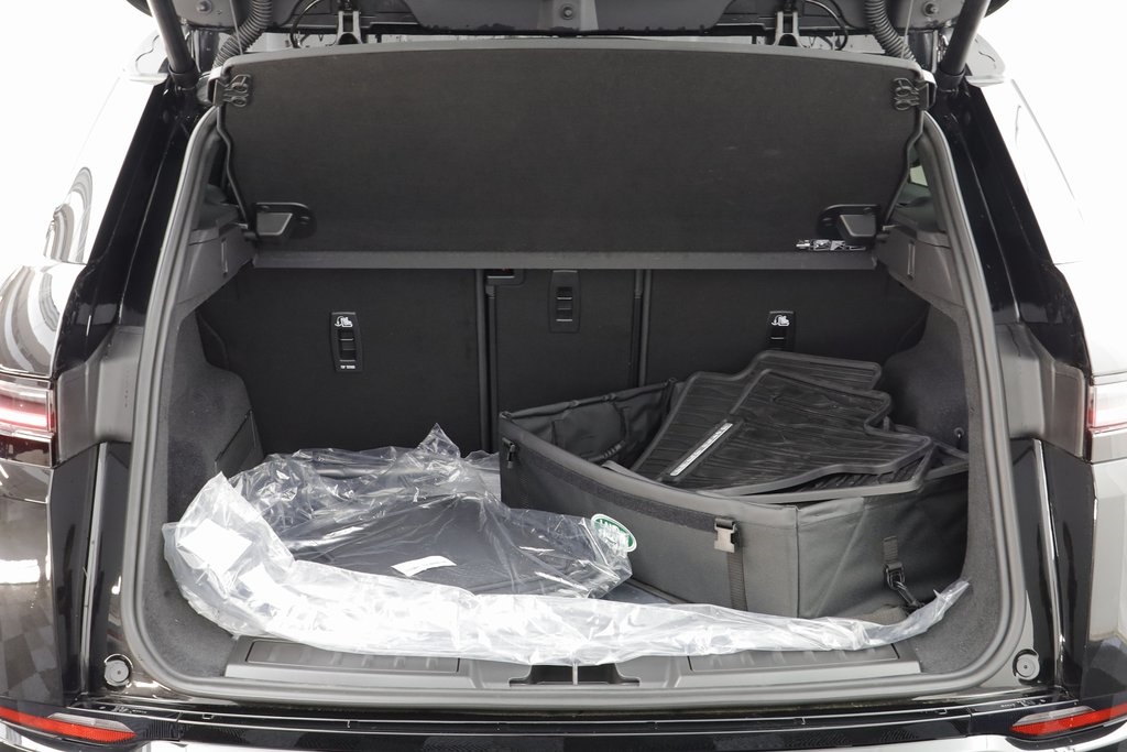 2026 Land Rover Range Rover Evoque S photo 15