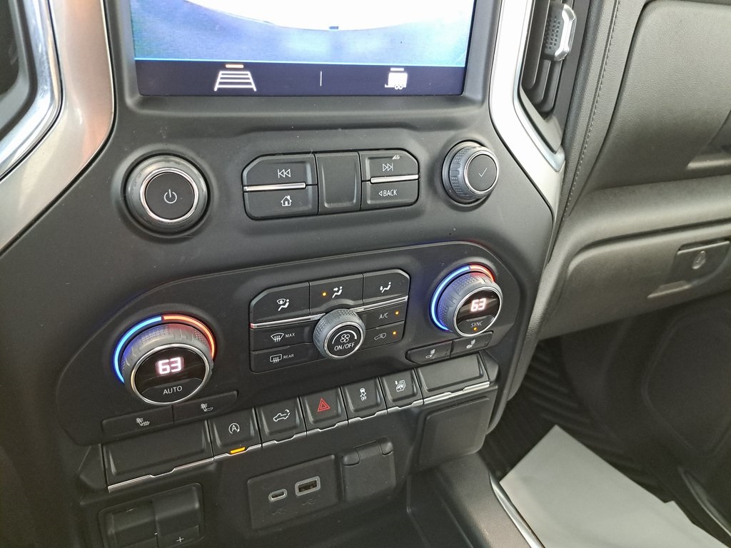 2021 Chevrolet Silverado 1500 RST photo 12