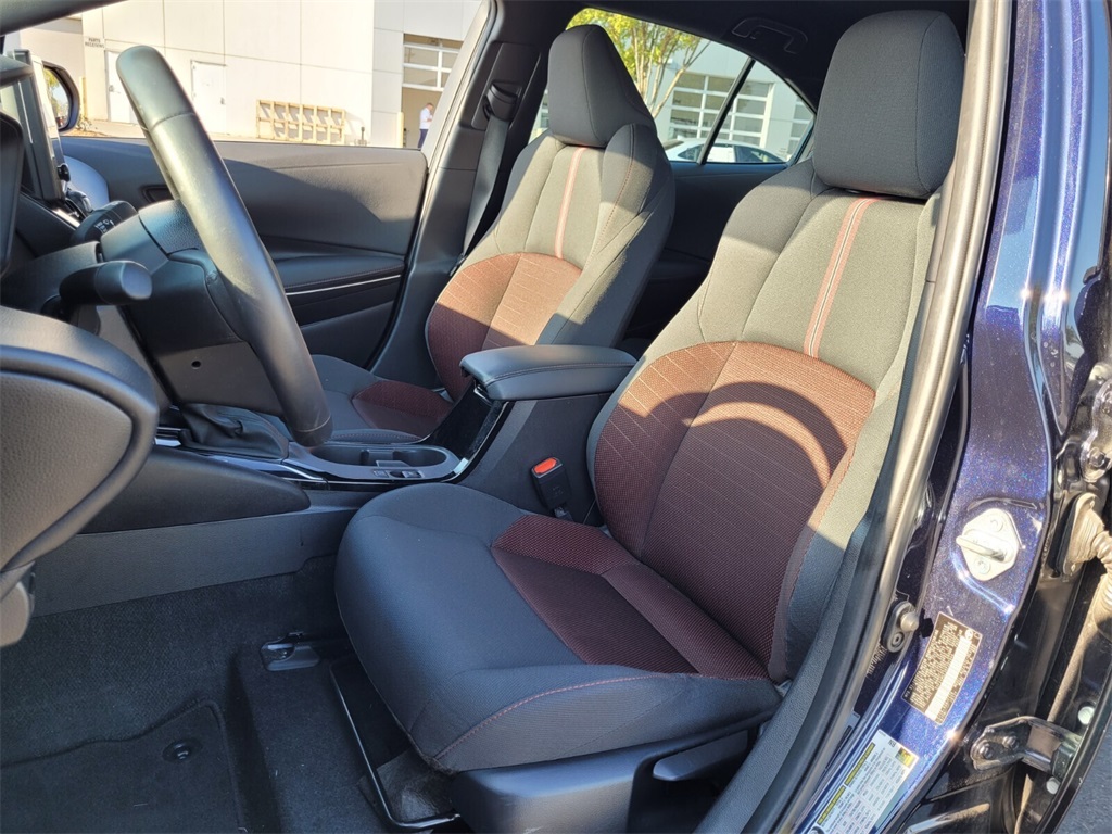 2024 Toyota Corolla SE photo 3