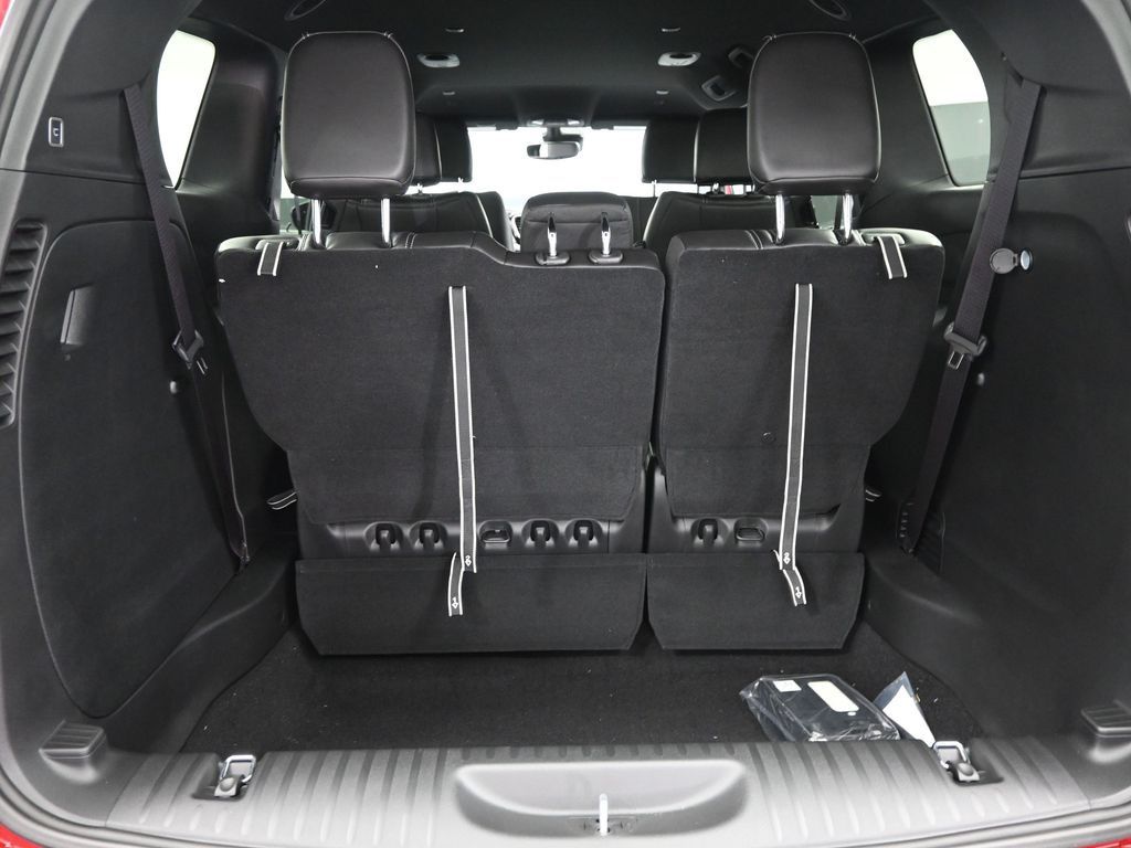 2026 Chrysler Pacifica photo 8