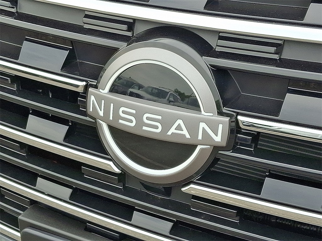 2026 Nissan Rogue SV photo 5
