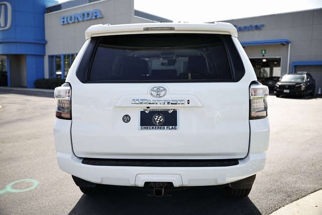 2024 Toyota 4Runner SR5 Premium photo 8