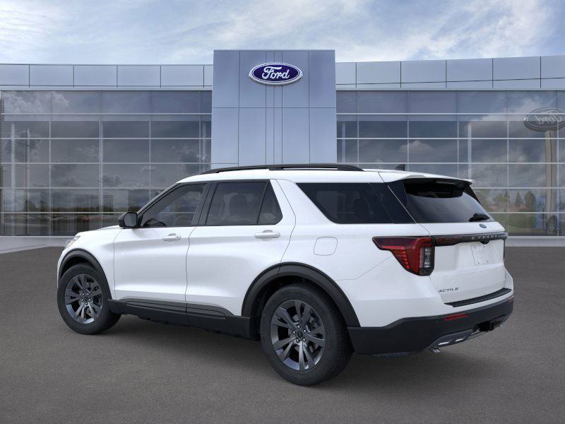2026 Ford Explorer photo 4