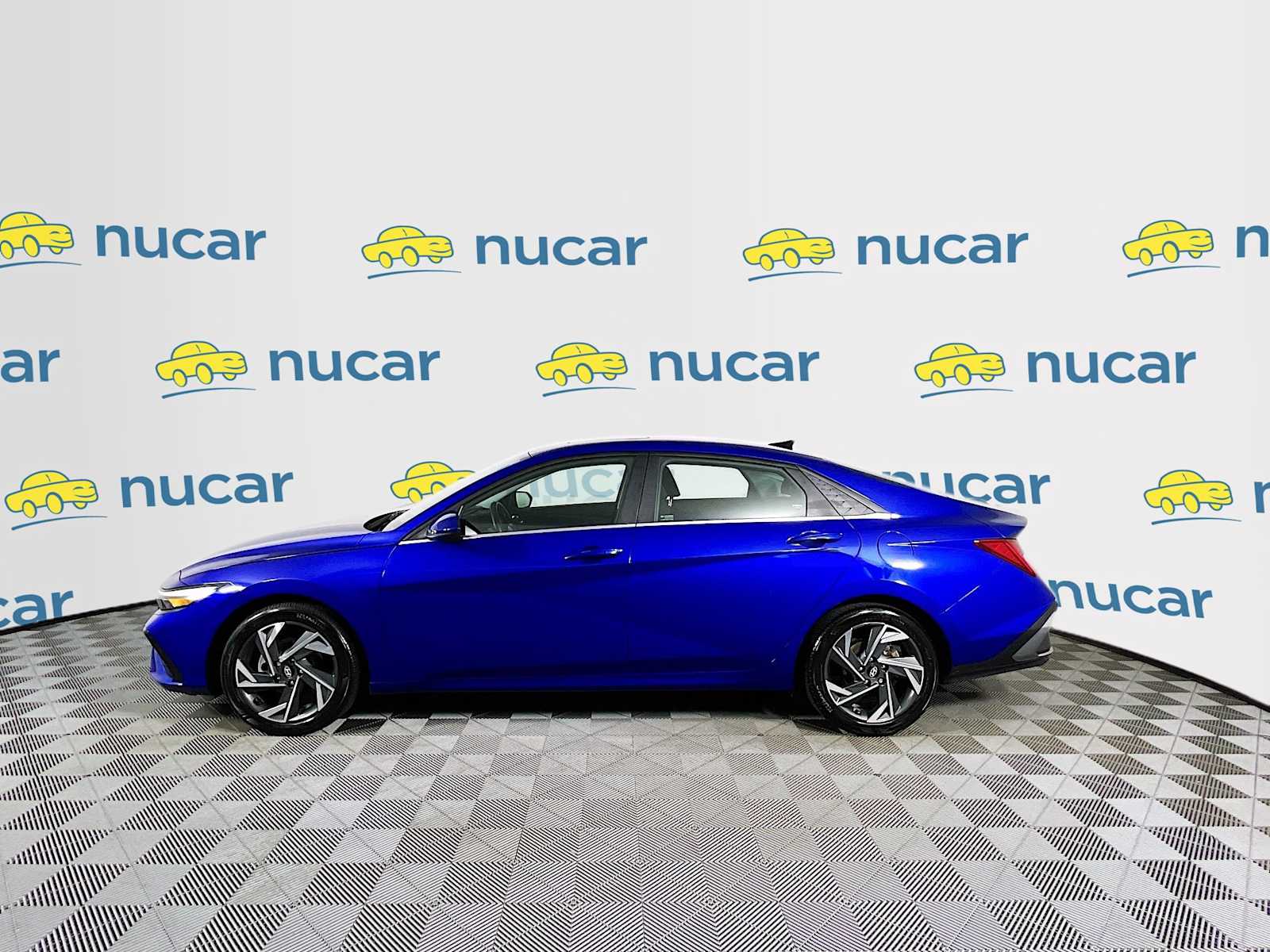 2024 Hyundai Elantra SEL Convenience photo 4