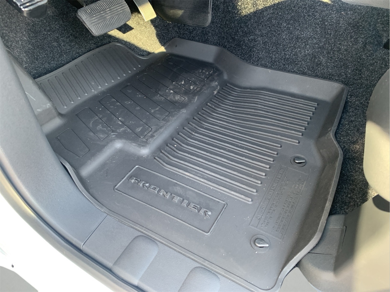 2026 Nissan Frontier King Cab S photo 13