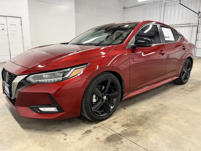 2023 Nissan Sentra SR photo 3