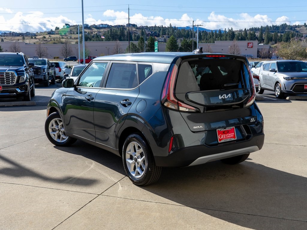 2025 Kia Soul S photo 4