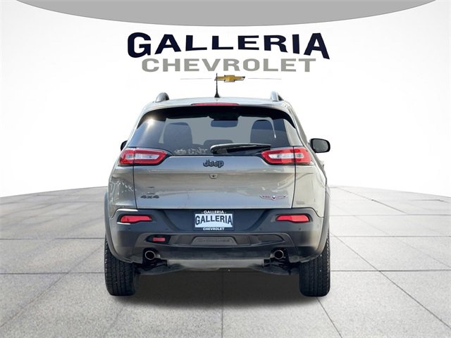 2018 Jeep Cherokee Trailhawk photo 2