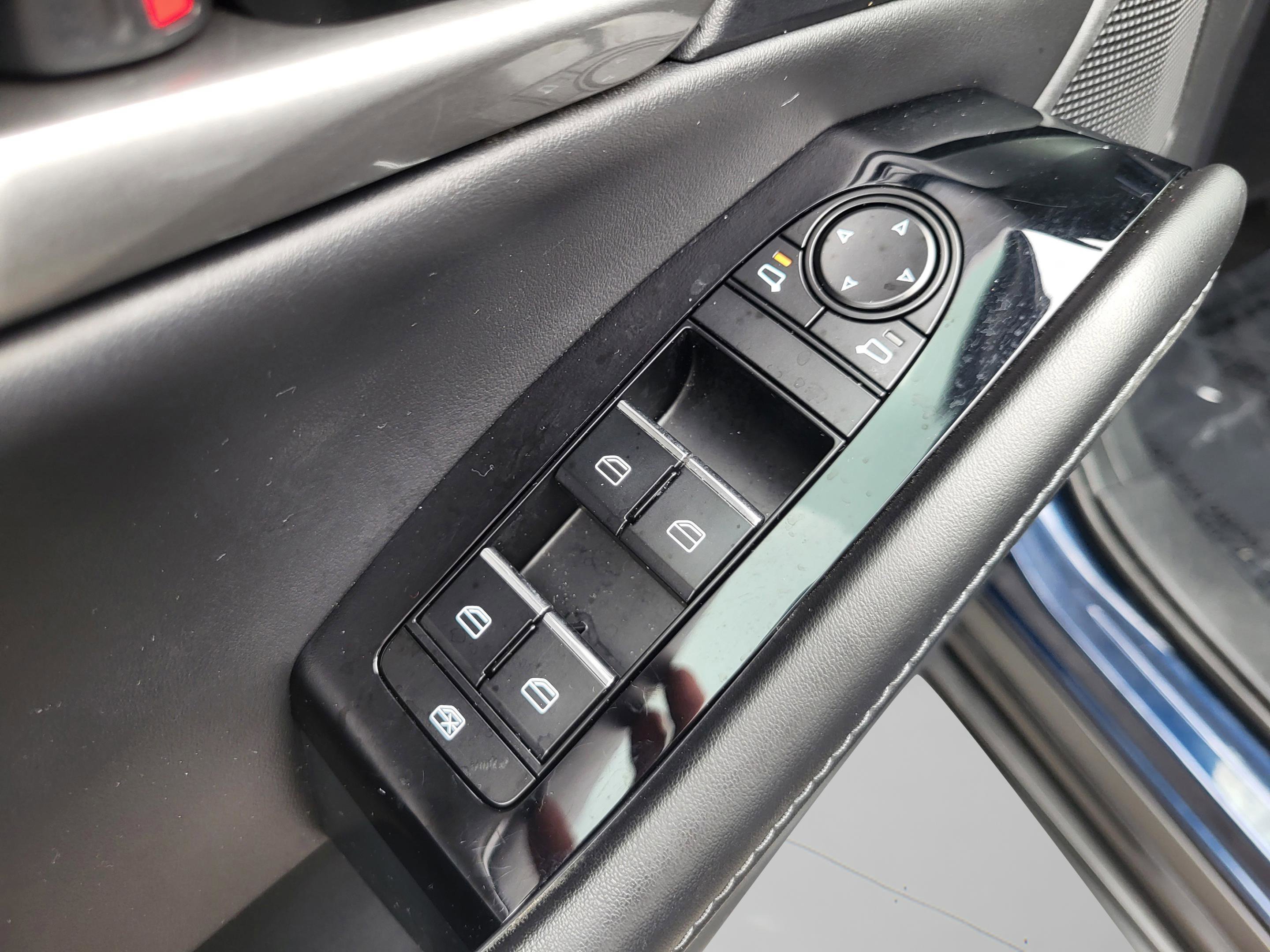 2024 Mazda CX-30 2.5 Select Sport photo 25