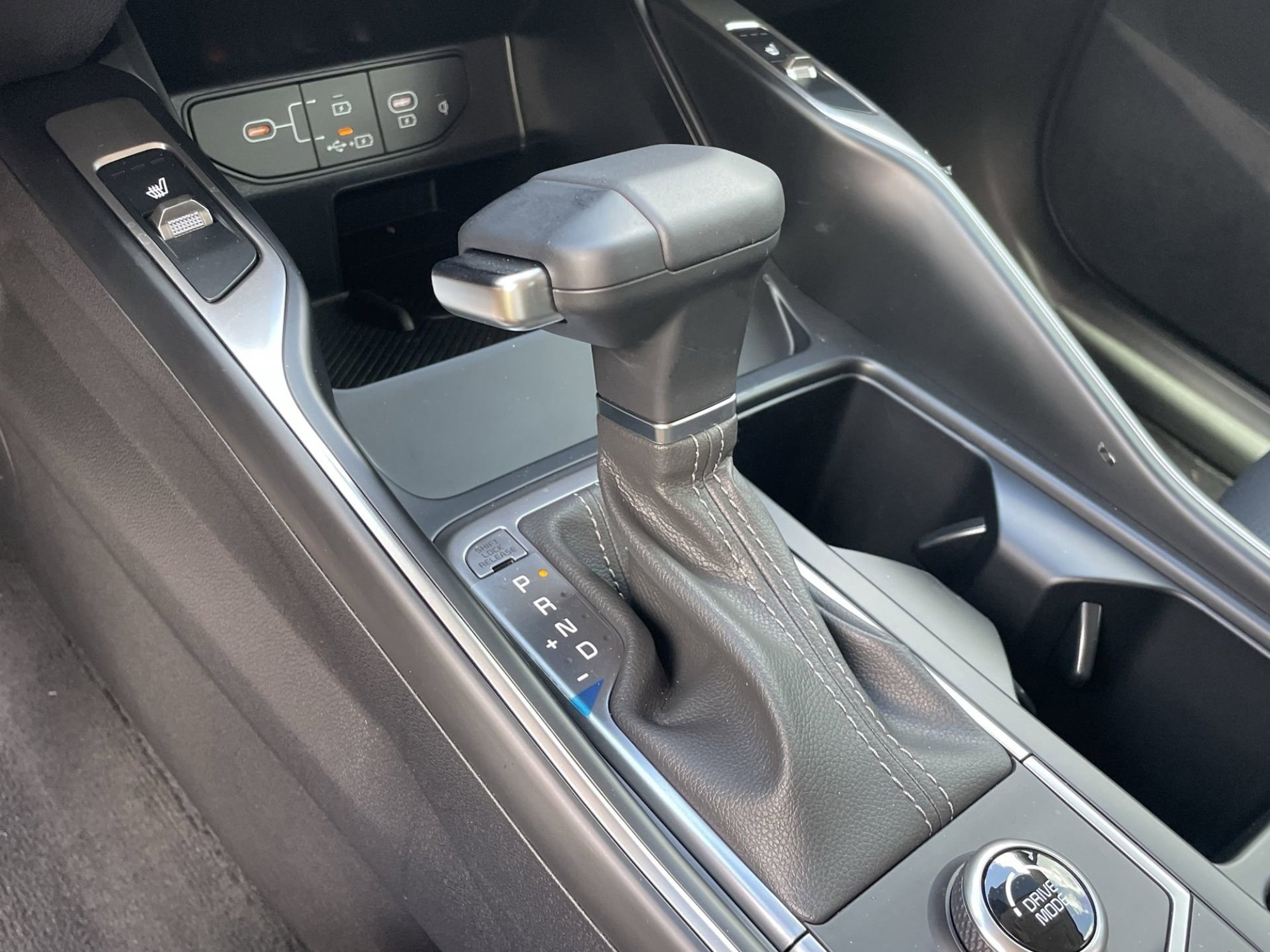 2025 Kia Sorento S photo 19