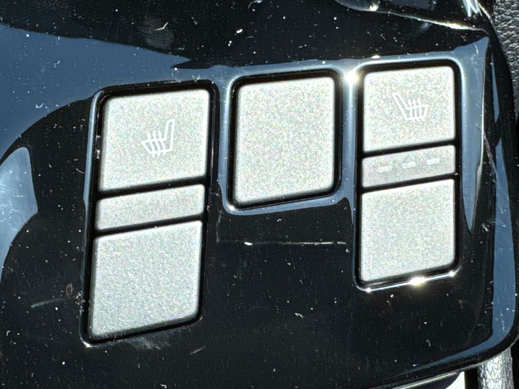2025 Kia Sportage EX photo 27