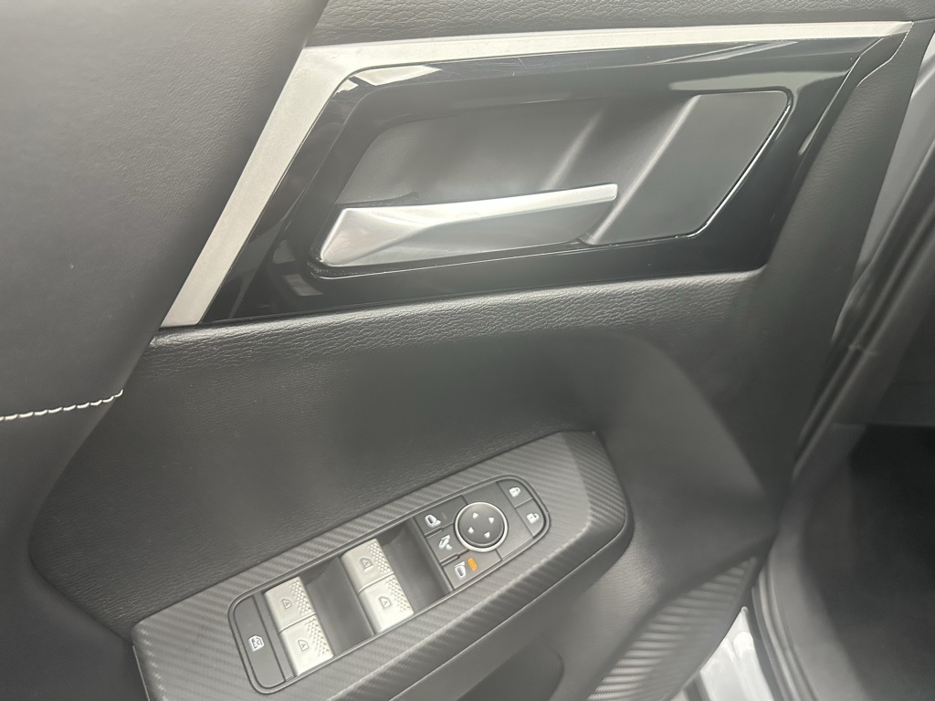 2023 Mitsubishi Outlander SE photo 12