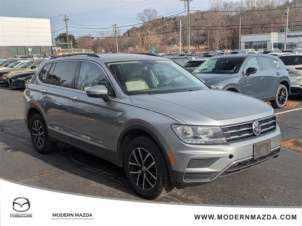 2021 Volkswagen Tiguan SE's photo