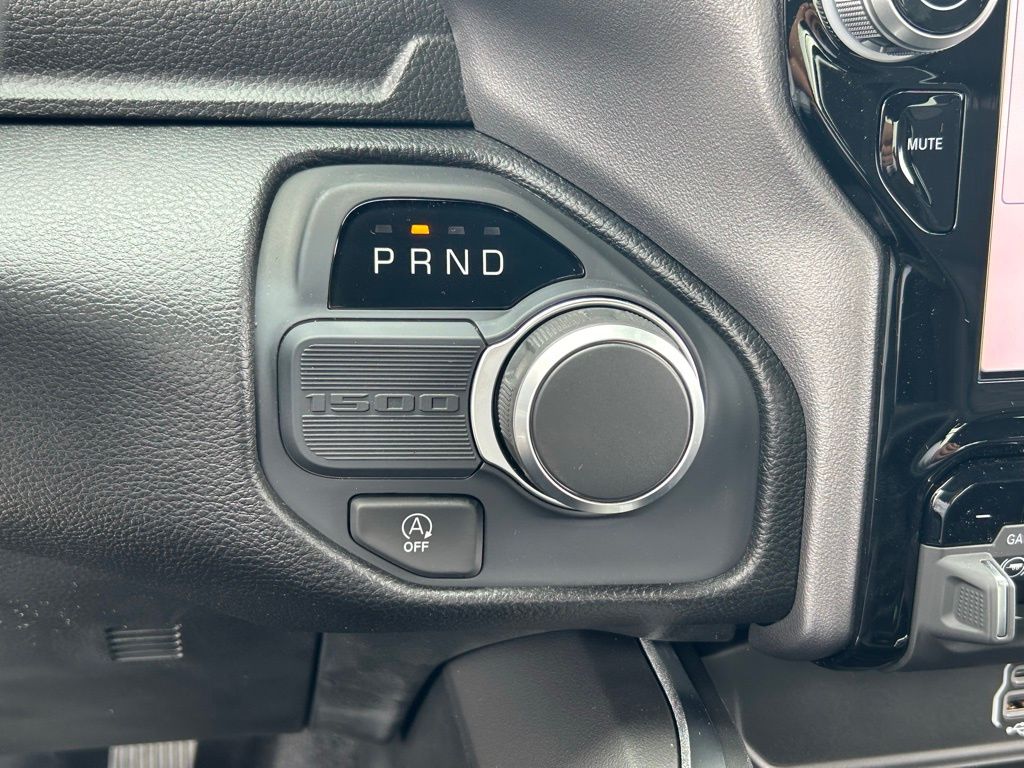 2025 Ram 1500 Big Horn Lone Star photo 14