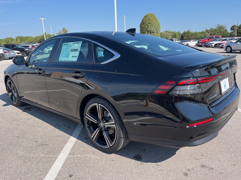 2025 Honda Accord Hybrid Sport photo 3