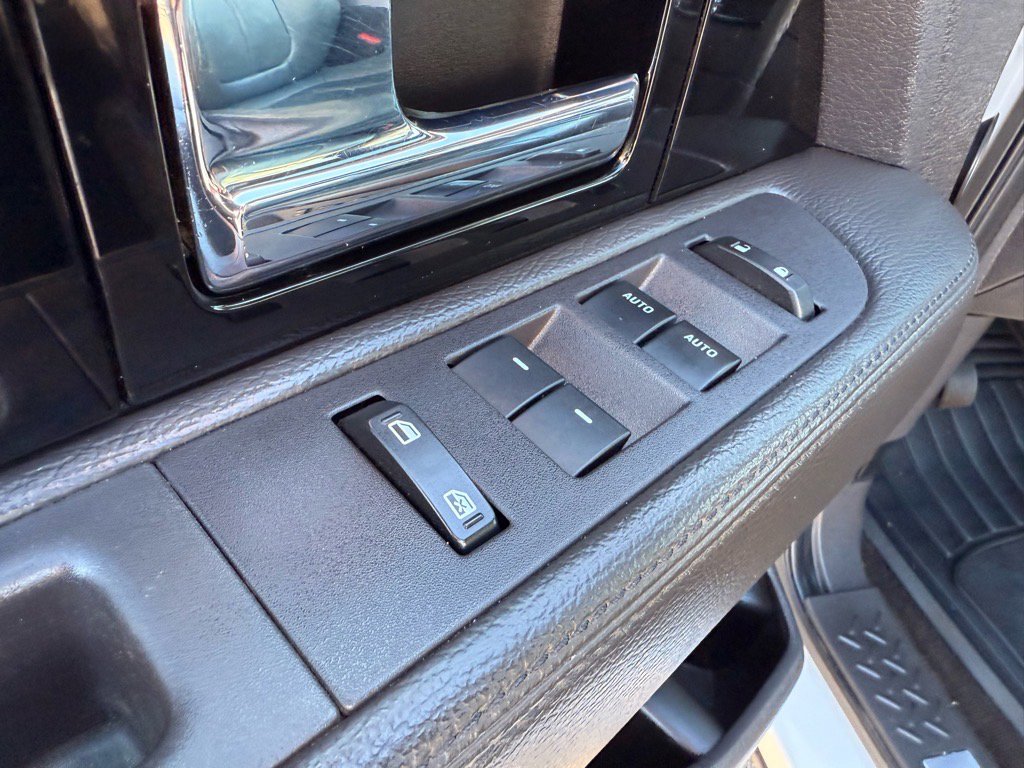2014 Ford F-150 Limited photo 11