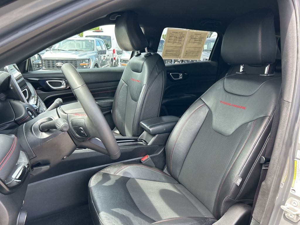 2024 Jeep Compass Trailhawk photo 13