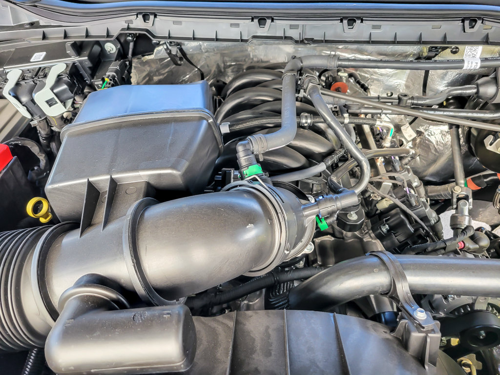 2025 FORD F-350 - Image 16