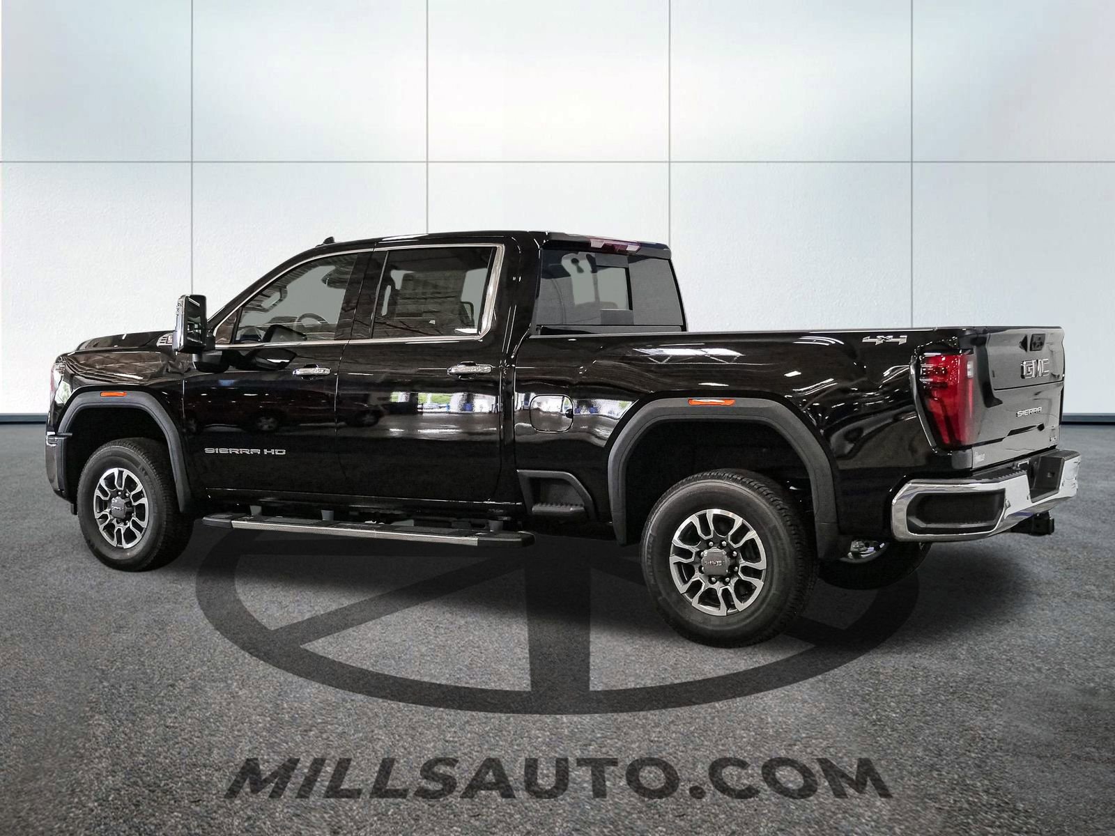 2025 Gmc Sierra 3500 HD SLT photo 3