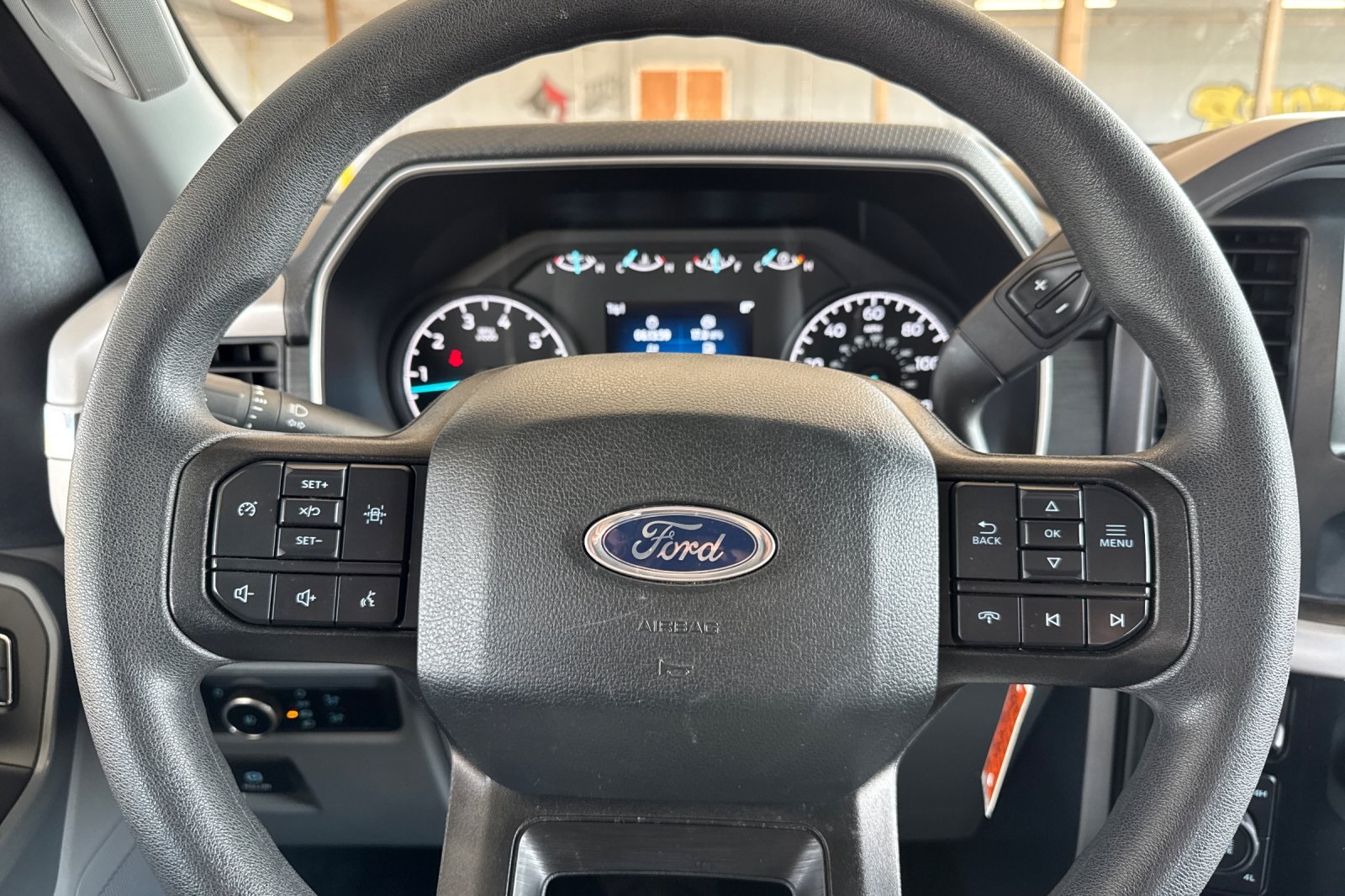 2023 Ford F-150 XLT photo 21