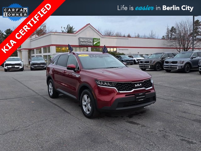 2023 Kia Sorento LX's photo