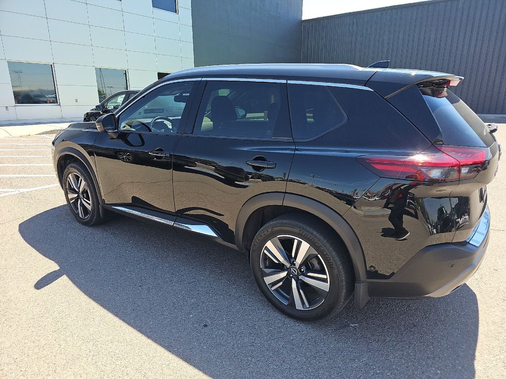 2023 Nissan Rogue SL photo 23