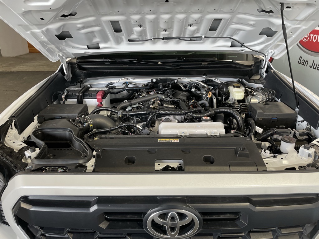 2025 Toyota Tacoma SR5 photo 36