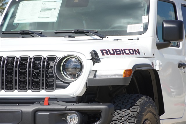 2025 Jeep Wrangler Rubicon X photo 4