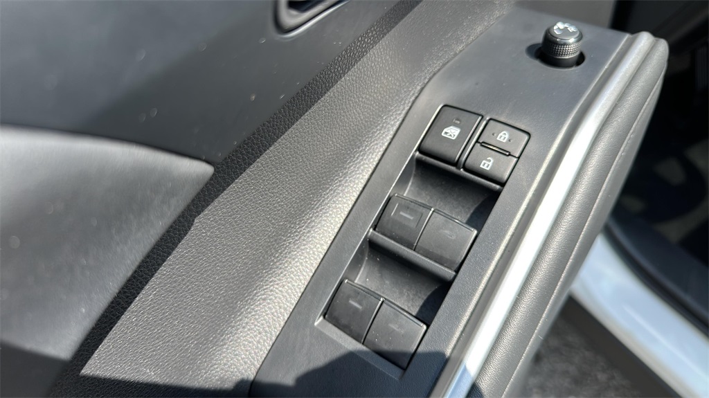 2022 Toyota Highlander XLE photo 18
