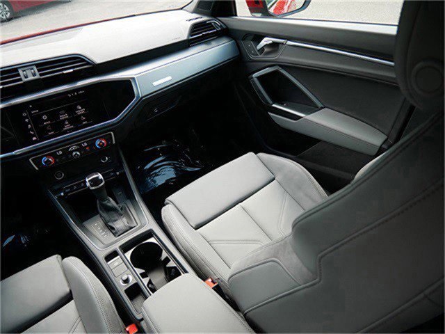 2022 Audi Q3 S line Premium Plus photo 12