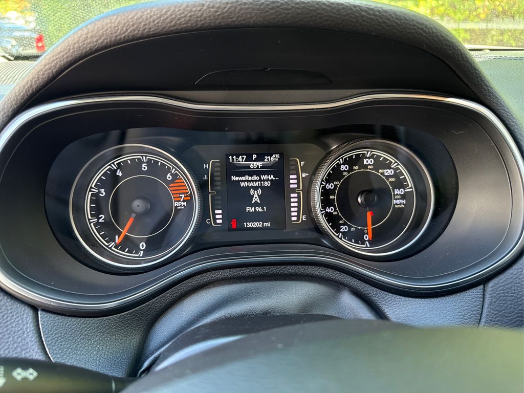 2019 Jeep Cherokee Latitude photo 18