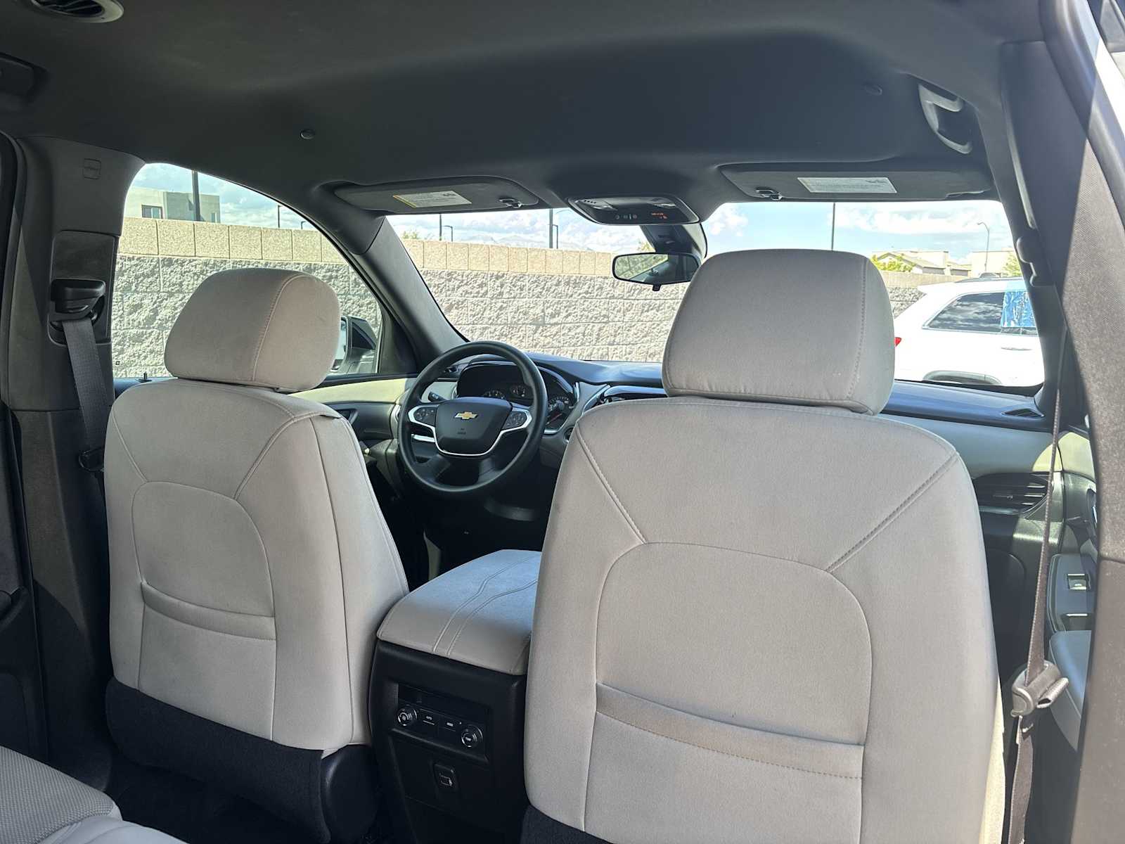 2022 Chevrolet Traverse LS photo 15