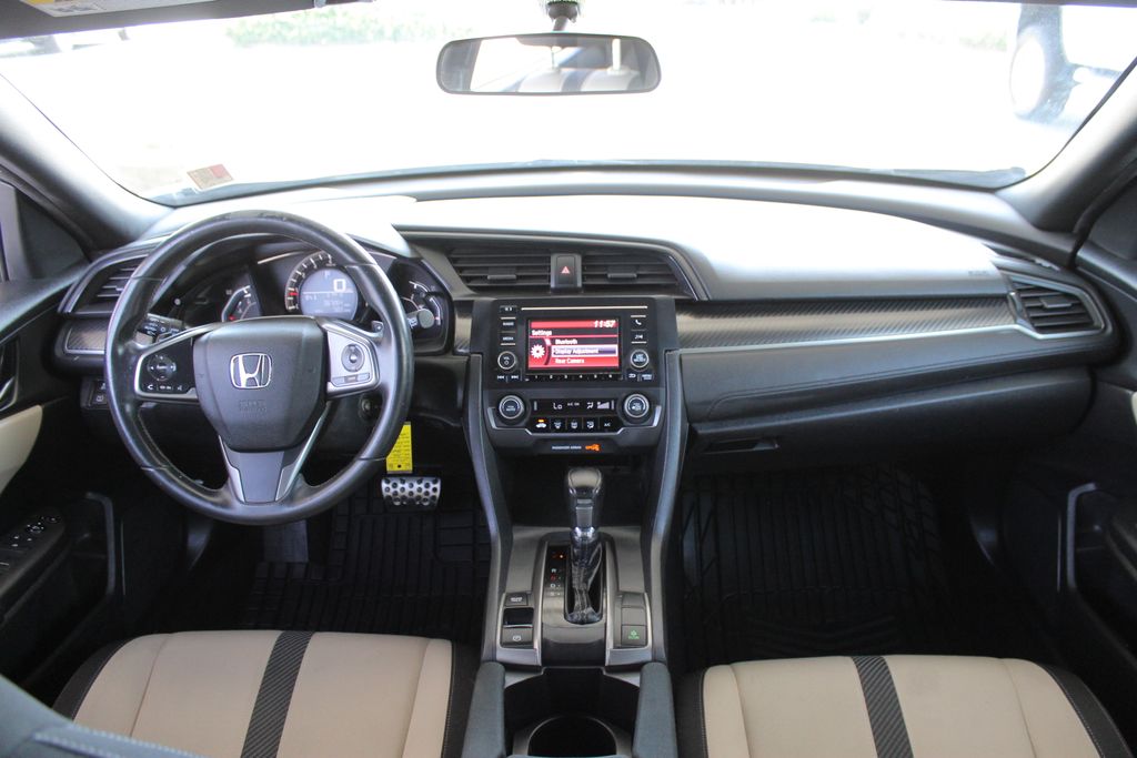 2018 Honda Civic Hatchback Sport photo 13