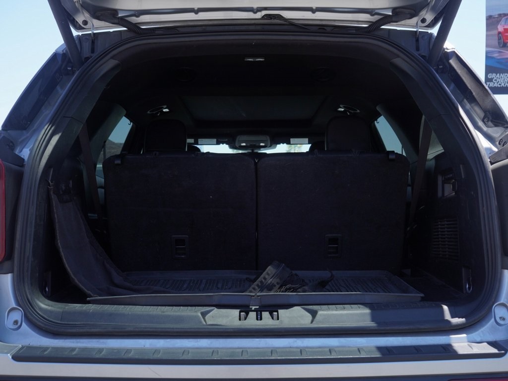 2024 Ford Explorer ST photo 10