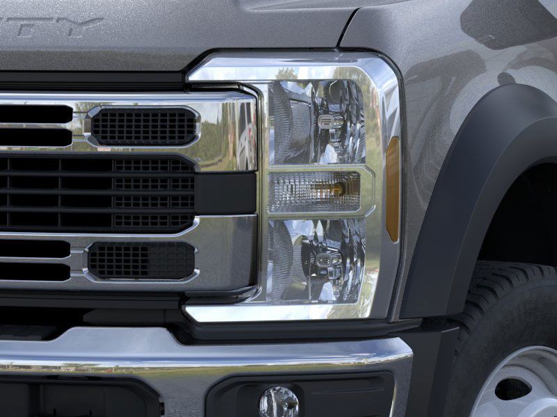 2026 Ford F-550 XLT photo 15