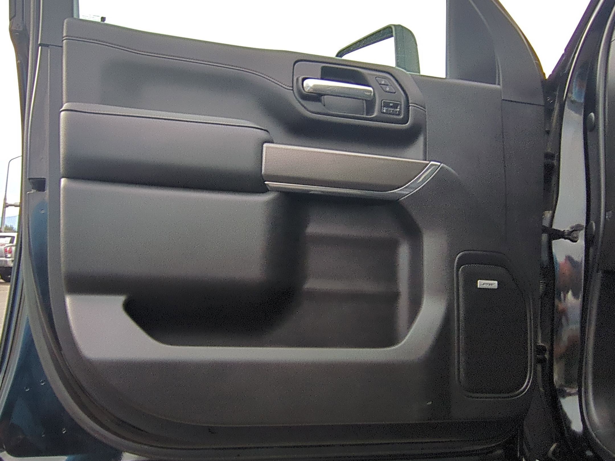 2022 Gmc Sierra HD AT4 photo 11