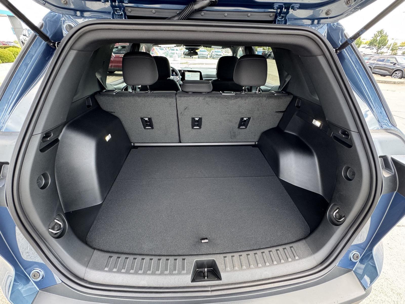 2026 Chevrolet Equinox LT photo 32