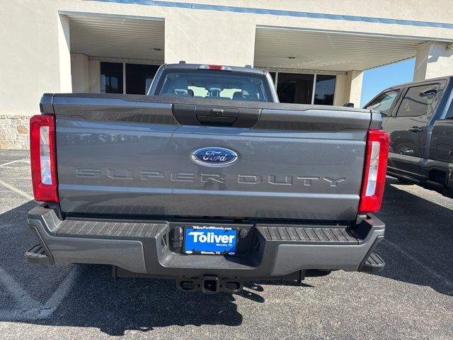 2026 Ford F-350 XL photo 3