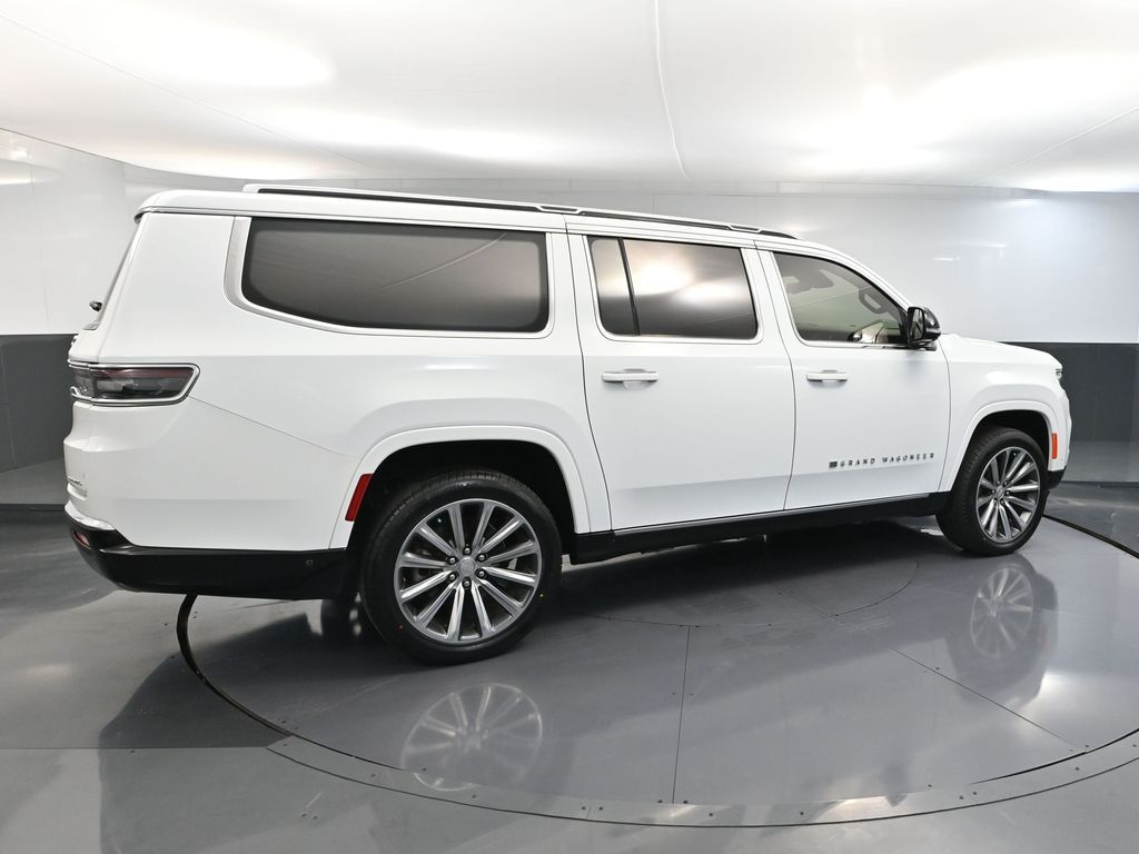 2023 Jeep Wagoneer L Series II photo 4